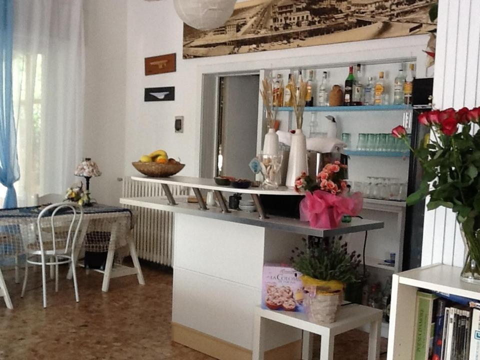 Hotel Del Mar Viareggio Kültér fotó